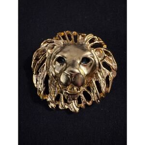Gorgeous Gold Lion Brooch